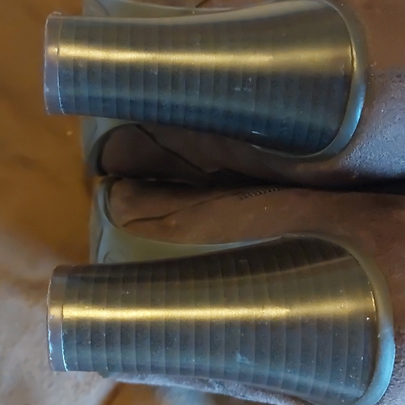 Brown soft slouch boots - Picture 4 of 7